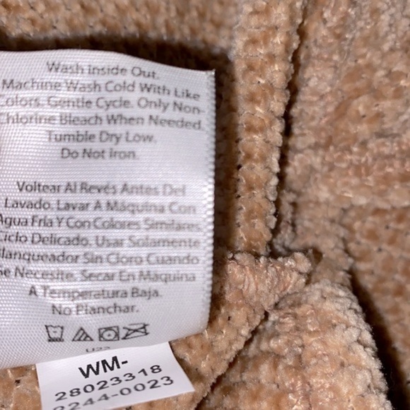 Time and soft tan sweater size XLarge - Picture 5 of 5